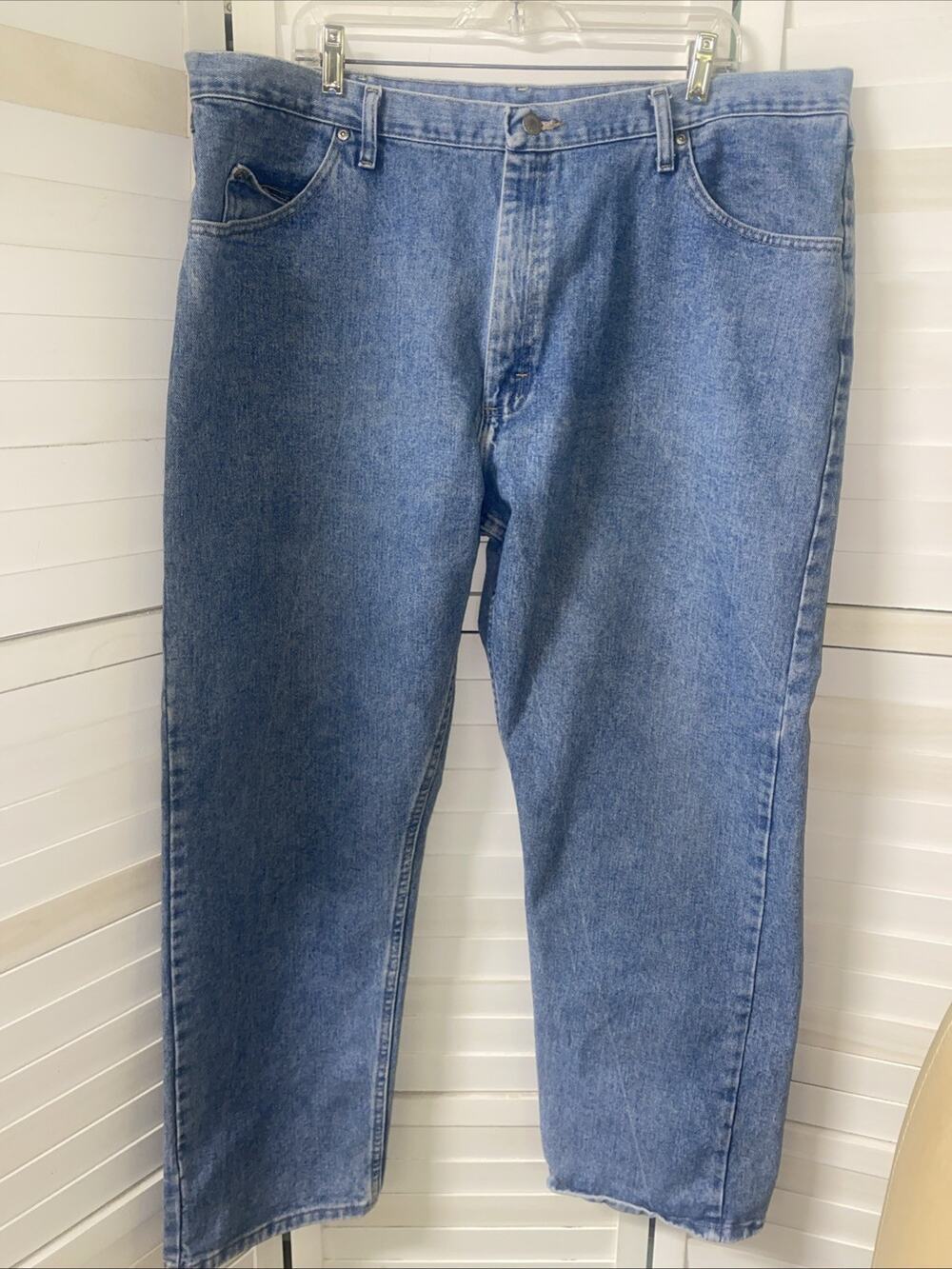 90s Y2K Wrangler Mens Relaxed Fit Jeans W42 L32 Blue Denim 100% Cotton Med Wash